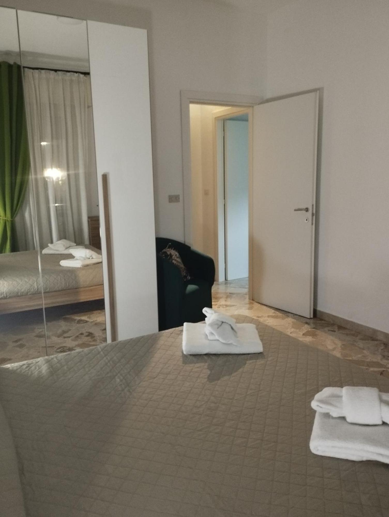 Casa Giorgia Lägenhet Cefalù Exteriör bild